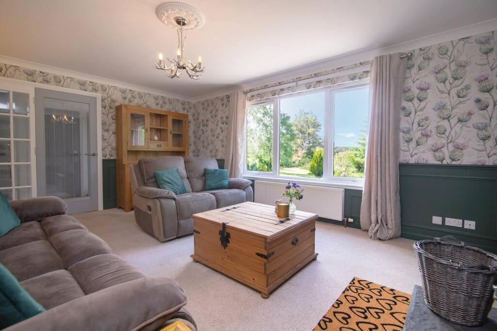 Calm Scottish Country Escape With Hot Tub Sleeps 6 Villa Inverness Exteriör bild