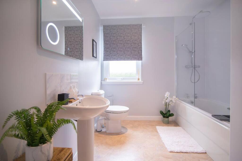 Calm Scottish Country Escape With Hot Tub Sleeps 6 Villa Inverness Exteriör bild